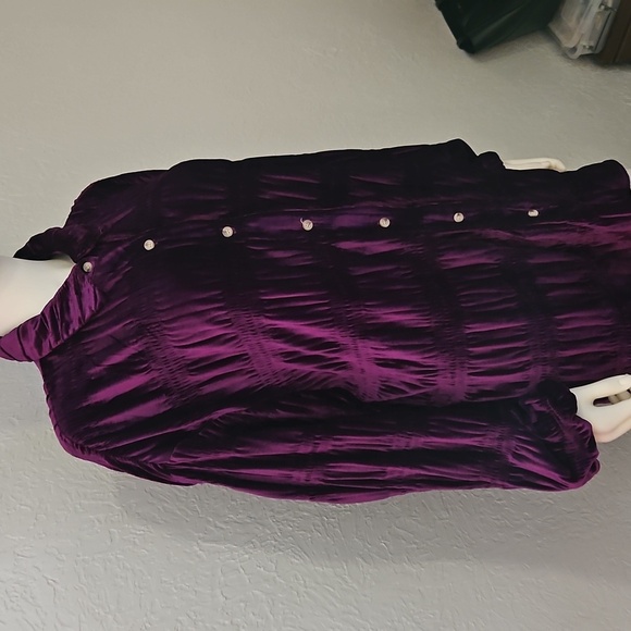 BIBI Purple Ruched Oversized Baggy Velvet Button-Up Shacket - Picture 5 of 8